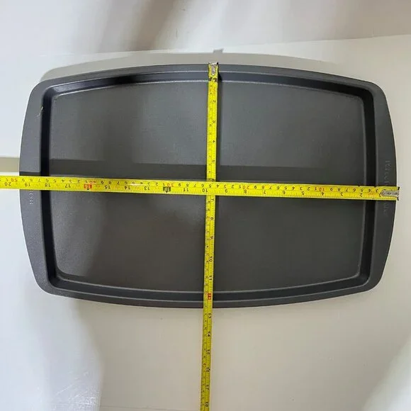 KitchenAid 3-Piece Bakeware Set | Baking Sheet, Cake Pan & Loaf Pan - Picture 12 of 16